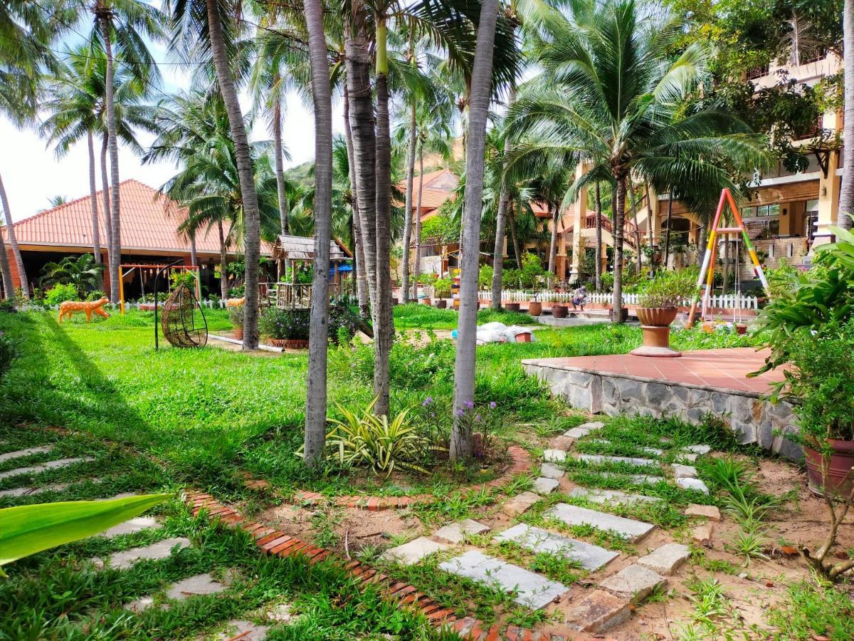 Hon Rom Central Beach Resort Муи Не Екстериор снимка