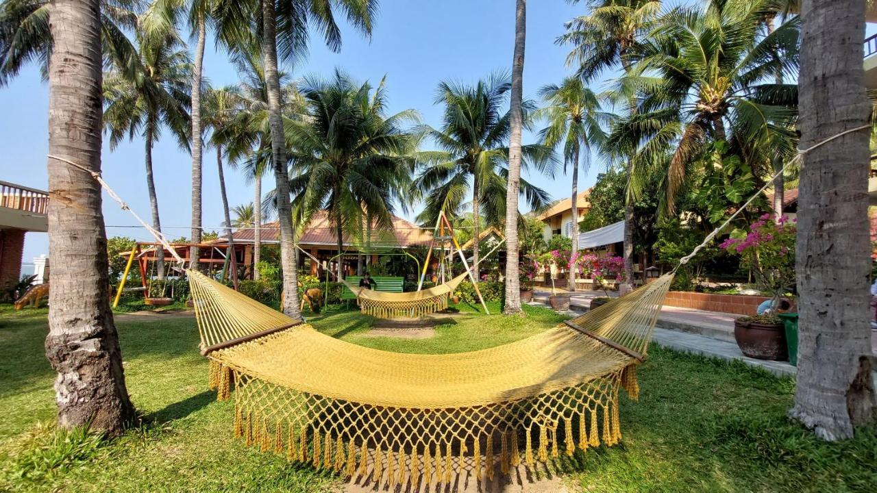 Hon Rom Central Beach Resort Муи Не Екстериор снимка
