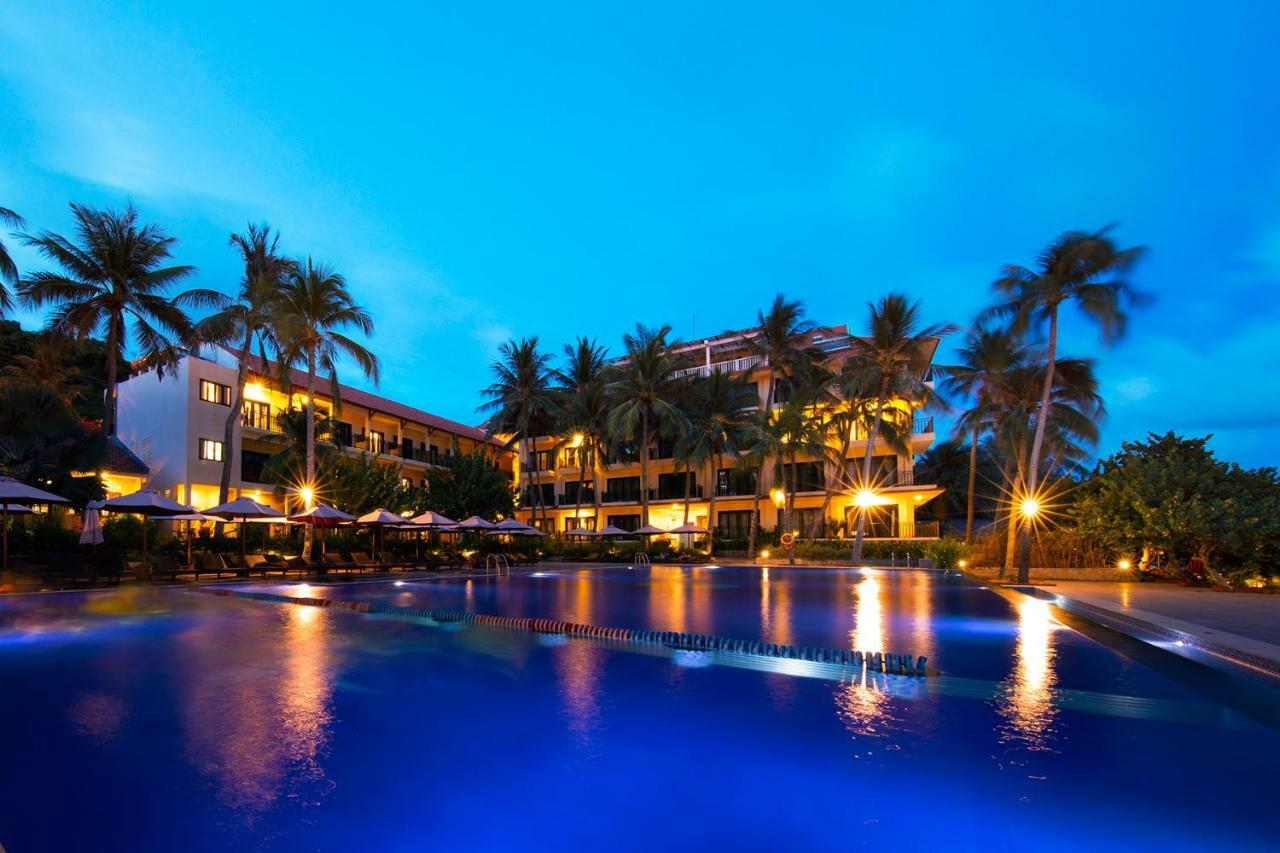 Hon Rom Central Beach Resort Муи Не Екстериор снимка